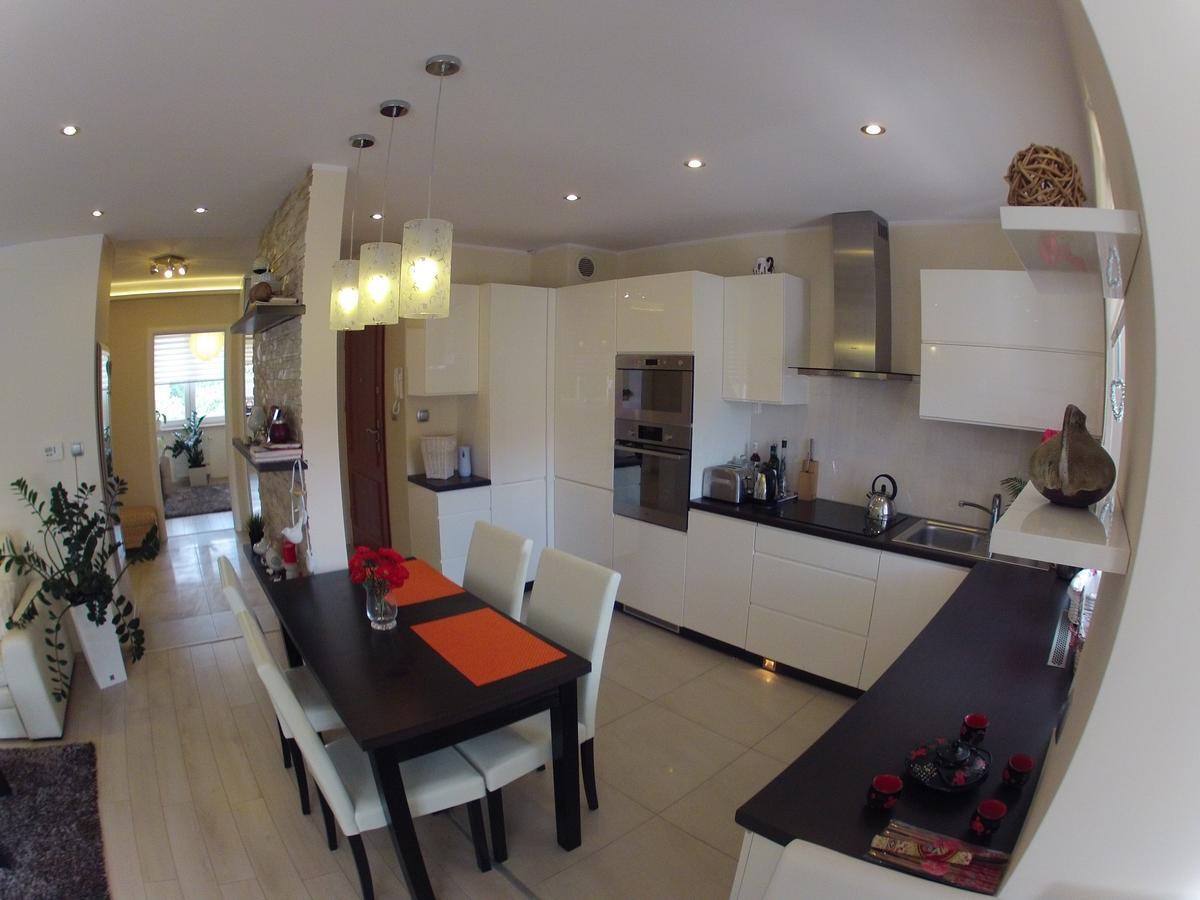 דירות ואלבריץ' Apartament Alicja מראה חיצוני תמונה